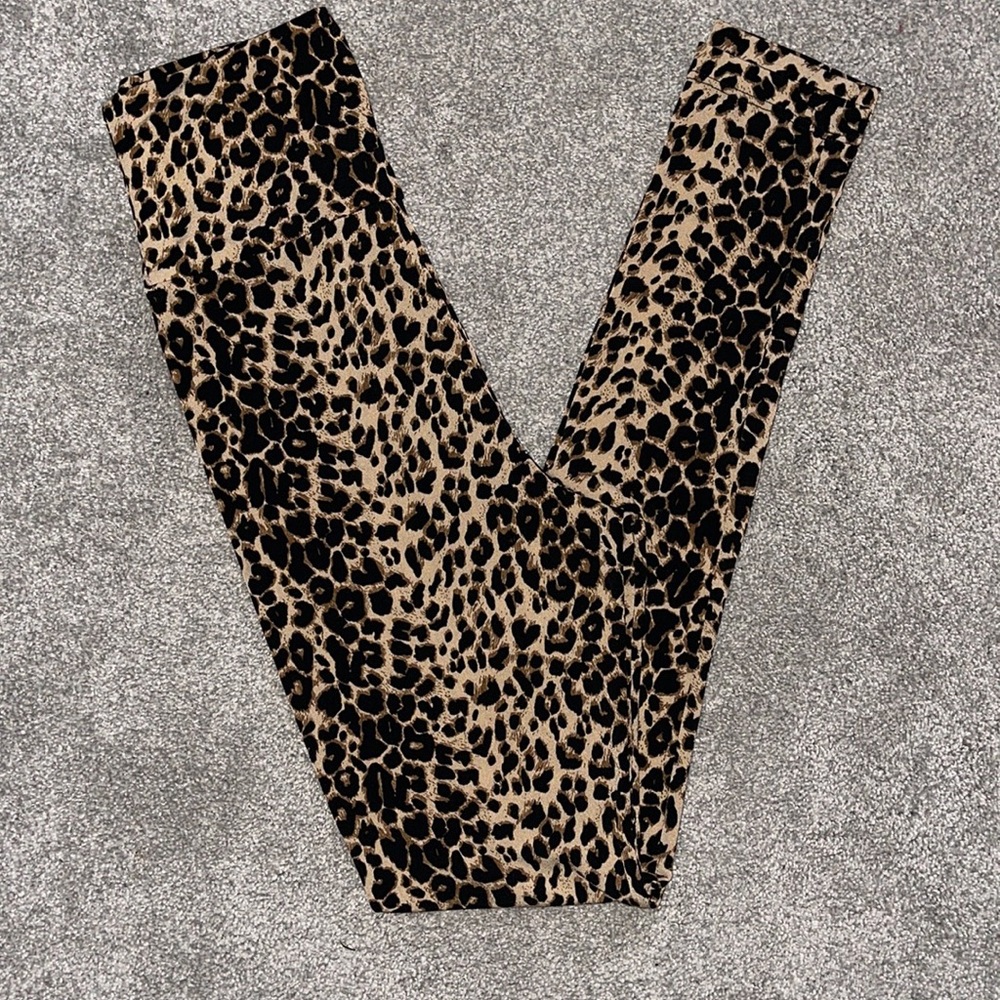Leopard leggings